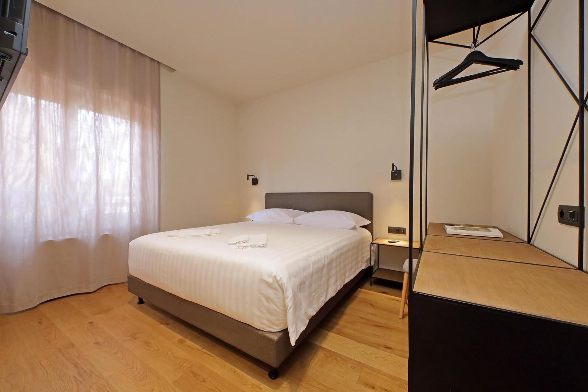 The Place Gallia Rome Bagian luar foto