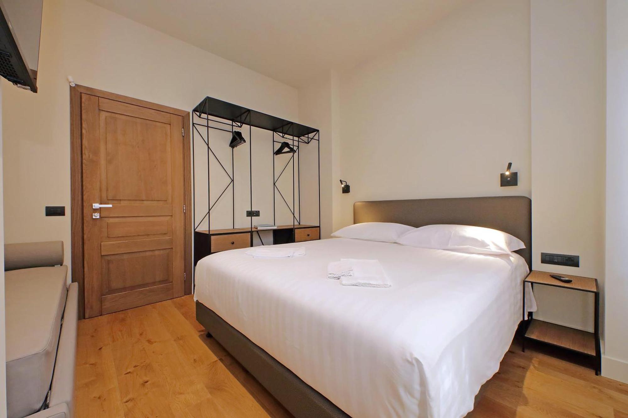 The Place Gallia Rome Bagian luar foto