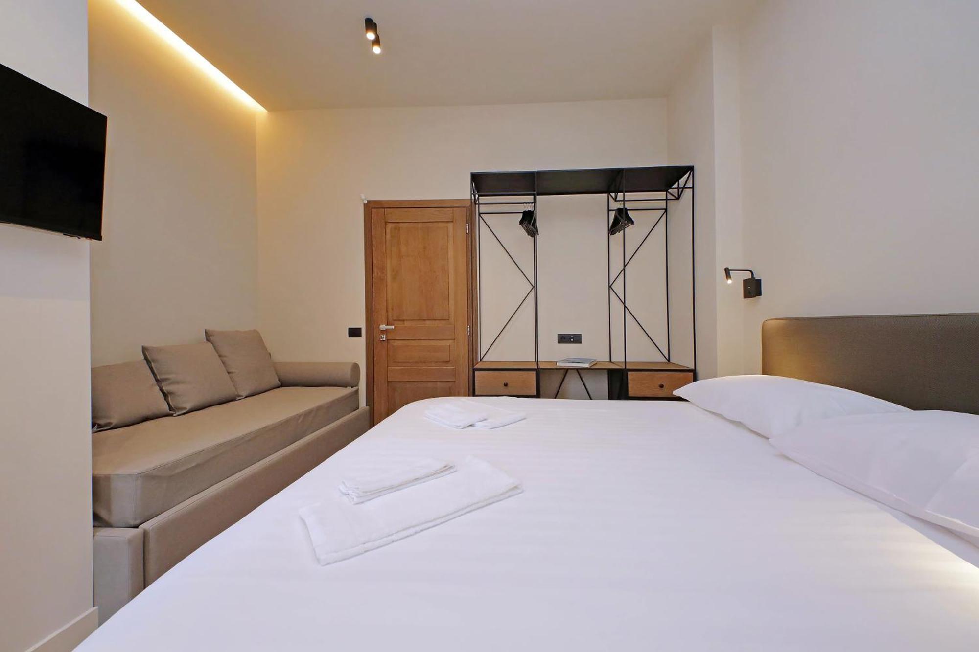 The Place Gallia Rome Bagian luar foto